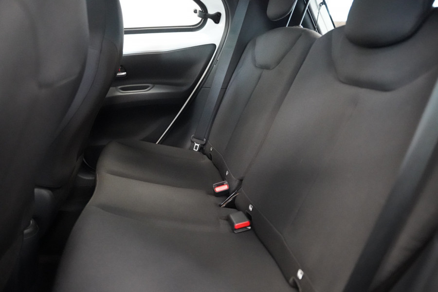 Toyota Aygo X 1.0 VVT-i MT Play PDC Achteruitrijcamera