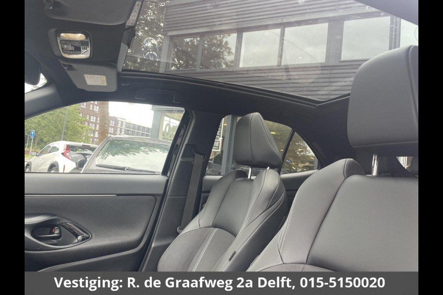 Toyota Yaris Cross 1.5 Hybrid 130 Launch Edition | Stuur- & Stoelverwarming | Dodehoek detectie | Parkeersensoren | Navigatie | Elektrische kofferbak |HUD