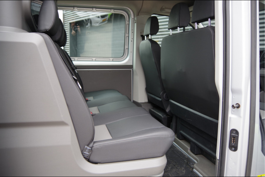 Volkswagen Crafter 35 2.0 TDI L3H2(L2H1) DC 6P, 140PK AUT. CRUISE, LEDER, TREKHAAK, CAMERA, NAVI, AIRCO, APPLE CARPLAY/ANDROID AUTO, DUBBELE CABINE