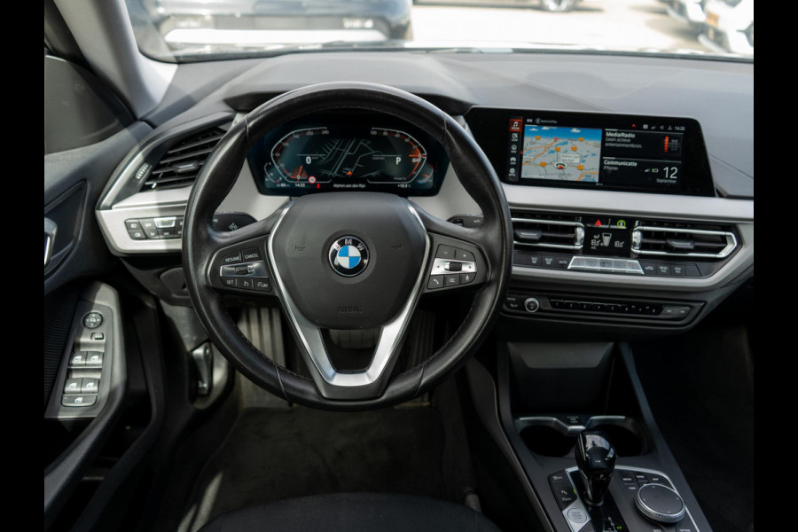 BMW 2 Serie Gran Coupé 218i Executive Edition LED | Navigatie | Carplay