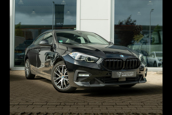 BMW 2 Serie Gran Coupé 218i Executive Edition LED | Navigatie | Carplay
