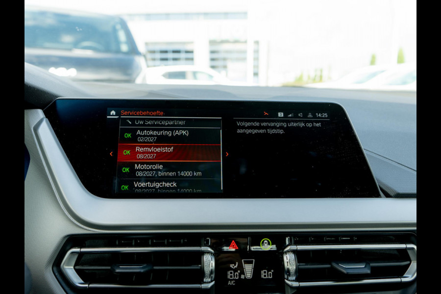 BMW 2 Serie Gran Coupé 218i Executive Edition LED | Navigatie | Carplay