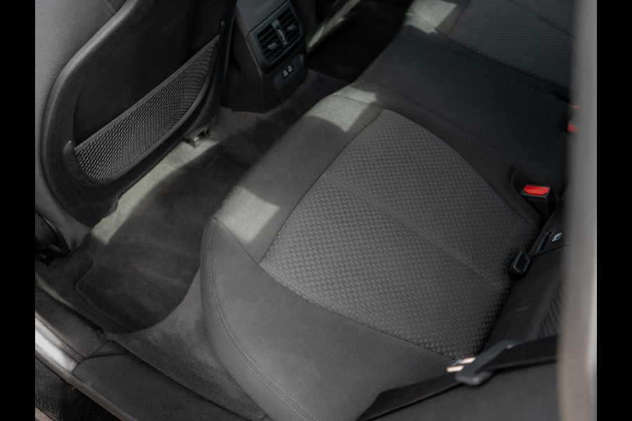 BMW 2 Serie Gran Coupé 218i Executive Edition LED | Navigatie | Carplay