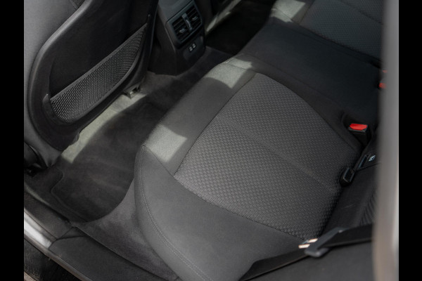 BMW 2 Serie Gran Coupé 218i Executive Edition LED | Navigatie | Carplay