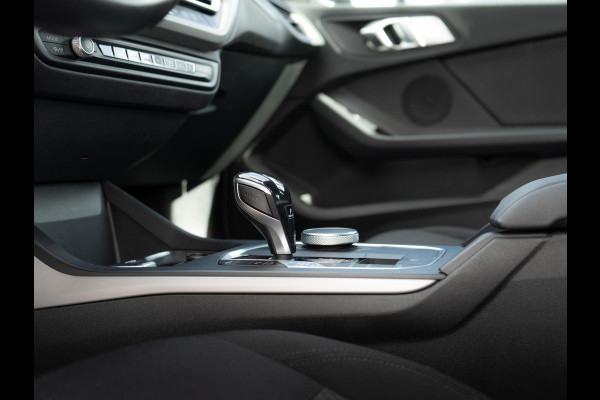 BMW 2 Serie Gran Coupé 218i Executive Edition LED | Navigatie | Carplay