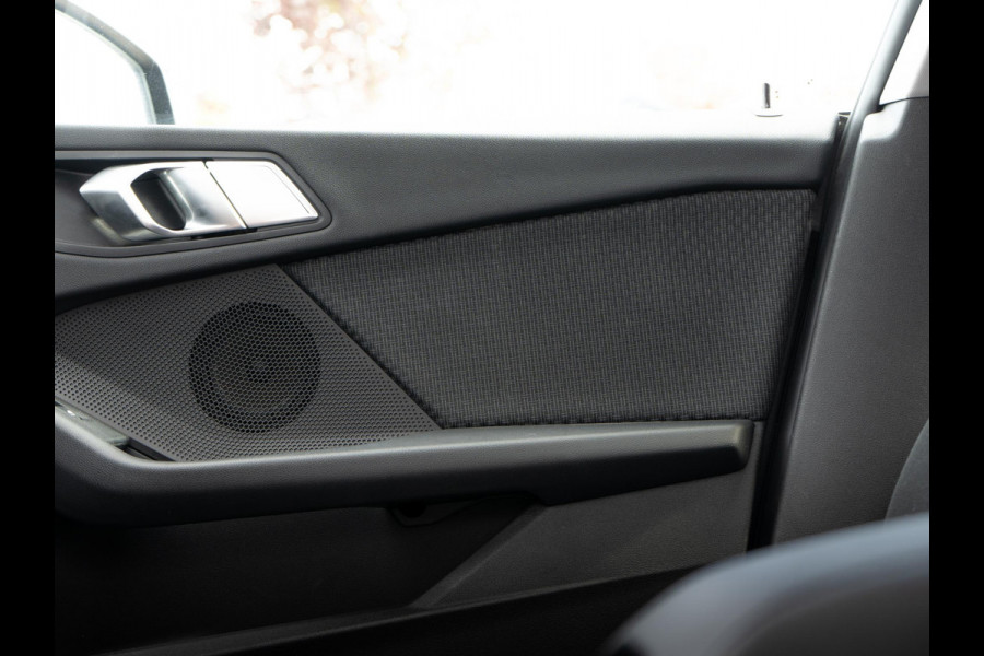 BMW 2 Serie Gran Coupé 218i Executive Edition LED | Navigatie | Carplay
