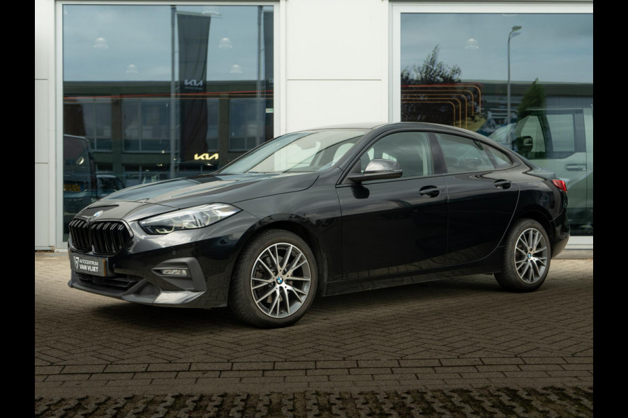 BMW 2 Serie Gran Coupé 218i Executive Edition LED | Navigatie | Carplay