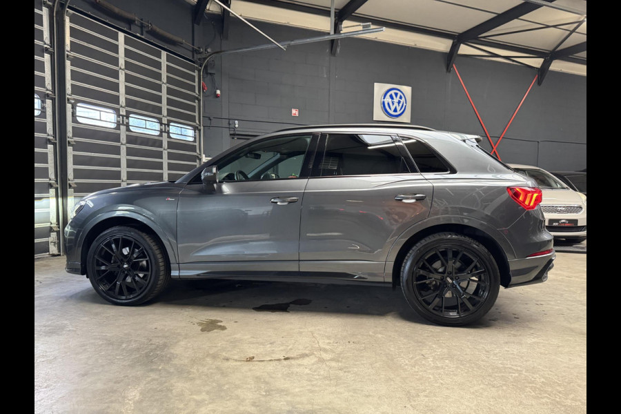 Audi Q3 35 TFSI 3x S-line VIRTUAL-CAMERA-TREKHAAK-LED-20''