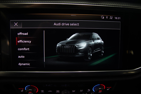 Audi Q3 35 TFSI 3x S-line VIRTUAL-CAMERA-TREKHAAK-LED-20''