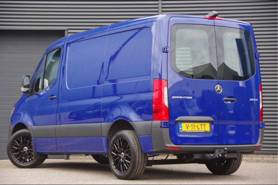 Mercedes-Benz Sprinter 211 2.2 CDI L1H1 AUT. TREKHAAK 3T, MBUX, CAMERA, STANDKACHEL, CLIMA, CRUISE, APPLE CARPLAY