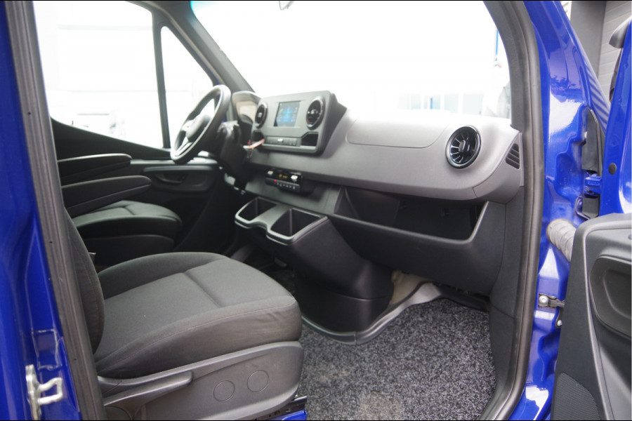 Mercedes-Benz Sprinter 211 2.2 CDI L1H1 AUT. TREKHAAK 3T, MBUX, CAMERA, STANDKACHEL, CLIMA, CRUISE, APPLE CARPLAY