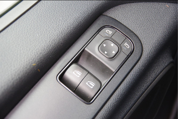 Mercedes-Benz Sprinter 211 2.2 CDI L1H1 AUT. TREKHAAK 3T, MBUX, CAMERA, STANDKACHEL, CLIMA, CRUISE, APPLE CARPLAY