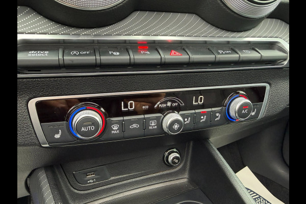 Audi Q2 35 TFSI S Edition l PANO l SFEERVERL. l ACC
