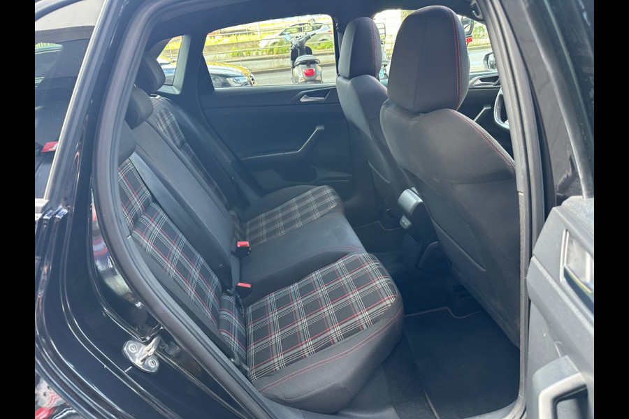 Volkswagen Polo 2.0 TSI GTI DSG Navi Virtual Carplay Pano