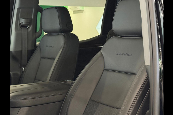 GMC Sierra Denali 6.2 V8