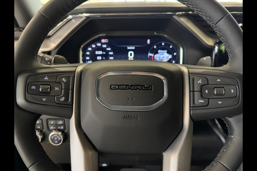 GMC Sierra Denali 6.2 V8