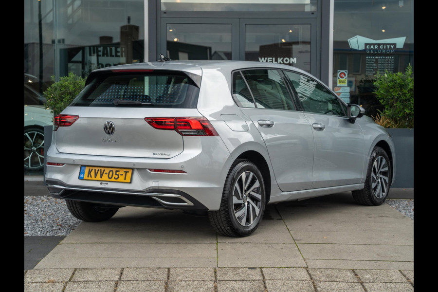 Volkswagen Golf 1.4 TSI eHybrid 204pk PHEV Style | Travel Assist | Apple CarPlay | Massage