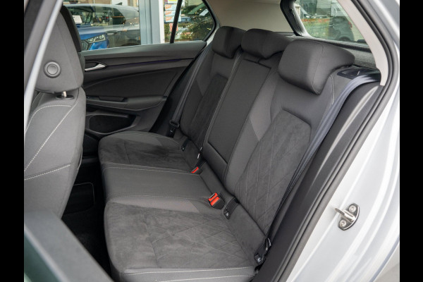Volkswagen Golf 1.4 TSI eHybrid 204pk PHEV Style | Travel Assist | Apple CarPlay | Massage