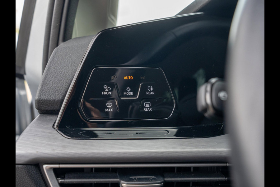 Volkswagen Golf 1.4 TSI eHybrid 204pk PHEV Style | Travel Assist | Apple CarPlay | Massage