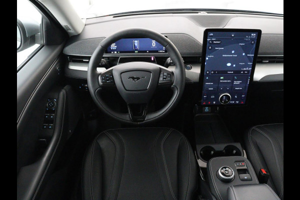 Ford Mustang Mach-E RWD 75 kWh | SOH 91,7% | Panoramadak | 360 Camera | Leder | Stoelverwarming | Adaptive cruise | B&O Sound | Stuurverwarming | Carplay | Keyless | Navigatie | Side Assist