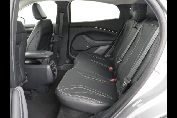 Ford Mustang Mach-E RWD 75 kWh | SOH 91,7% | Panoramadak | 360 Camera | Leder | Stoelverwarming | Adaptive cruise | B&O Sound | Stuurverwarming | Carplay | Keyless | Navigatie | Side Assist