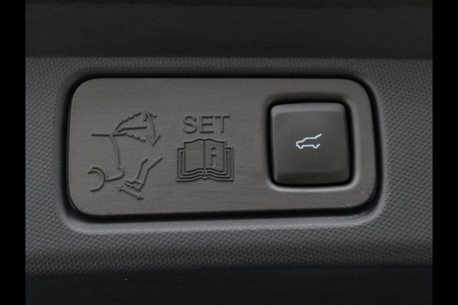 Ford Mustang Mach-E RWD 75 kWh | SOH 91,7% | Panoramadak | 360 Camera | Leder | Stoelverwarming | Adaptive cruise | B&O Sound | Stuurverwarming | Carplay | Keyless | Navigatie | Side Assist