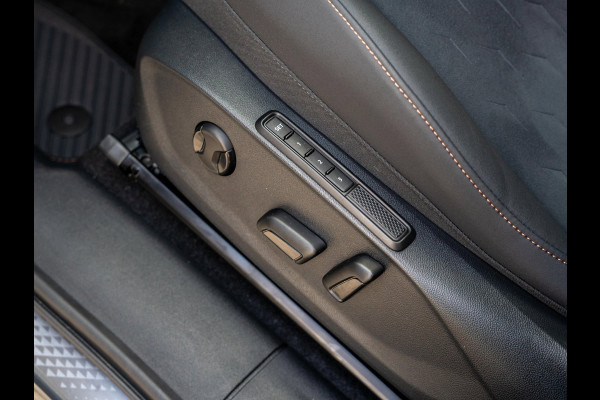 CUPRA Terramar 1.5 TSI eHybrid 204pk PHEV Business / Panoramadak / Trekhaak