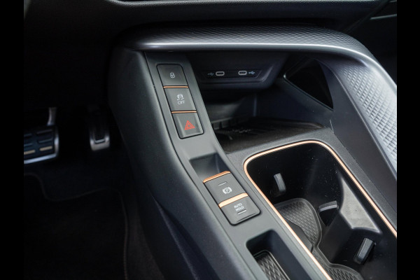 CUPRA Terramar 1.5 TSI eHybrid 204pk PHEV Business / Panoramadak / Trekhaak