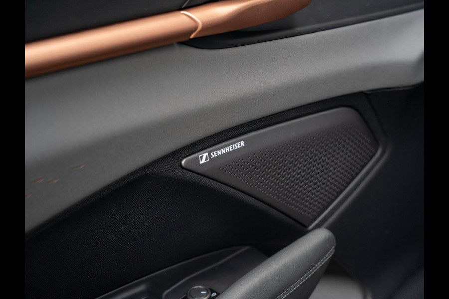 CUPRA Terramar 1.5 TSI eHybrid 204pk PHEV Business / Panoramadak / Trekhaak