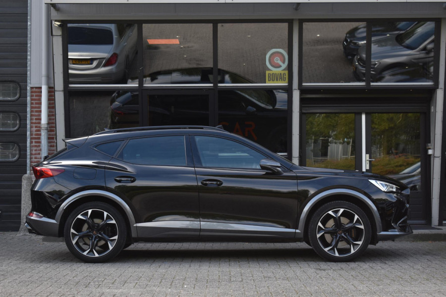 CUPRA Formentor 2.0 TSI 4DRIVE VZ Pano Trekhaak Stuurknop Sfeer
