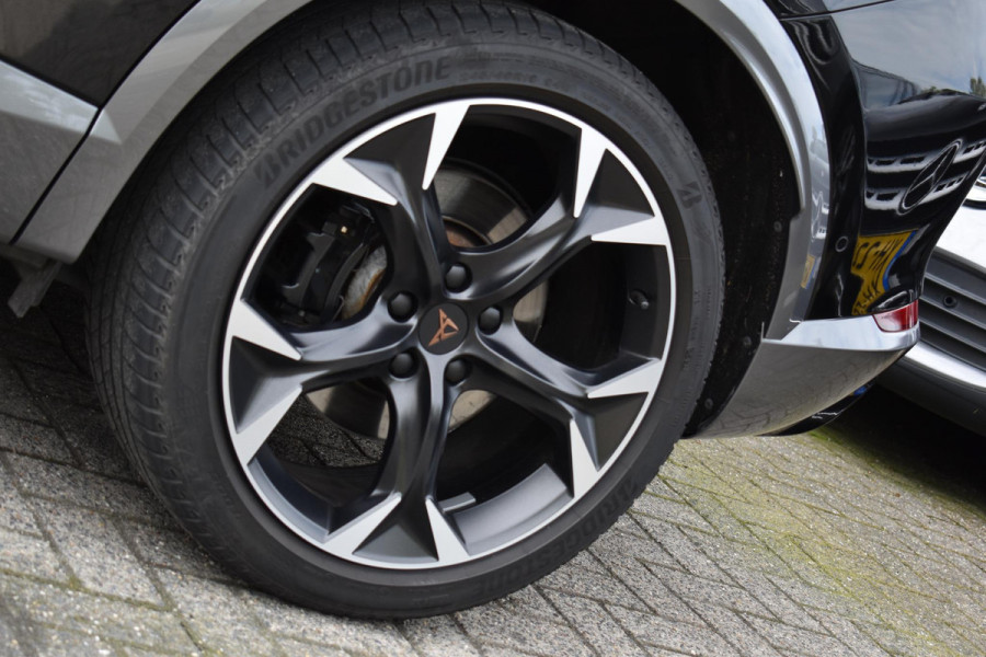 CUPRA Formentor 2.0 TSI 4DRIVE VZ Pano Trekhaak Stuurknop Sfeer