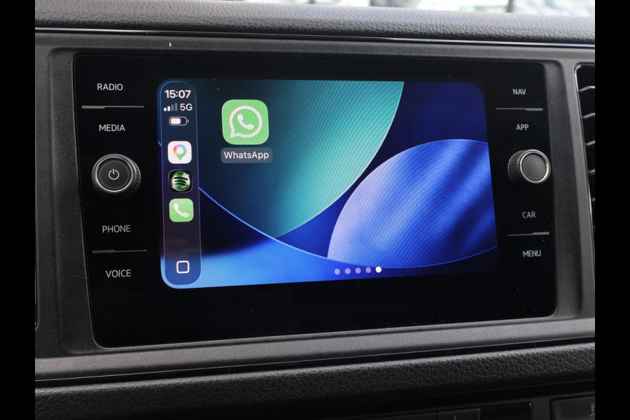 Volkswagen Crafter 35 2.0 TDI 177 PK AUT. L3H3 + 3000 KG TREKHAAK | ADAPTIVE CRUISE | LED | CAMERA | CARPLAY | STOELVERW.