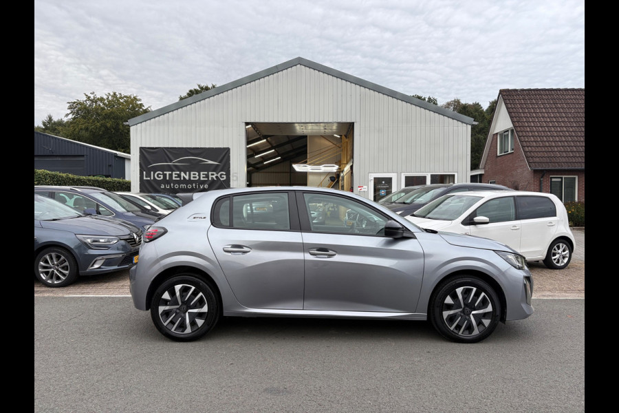 Peugeot 208 1.2 Hybrid 110 e-DCS6 Style Cruise|CarPlay|LED