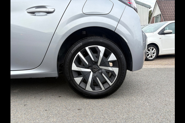Peugeot 208 1.2 Hybrid 110 e-DCS6 Style Cruise|CarPlay|LED