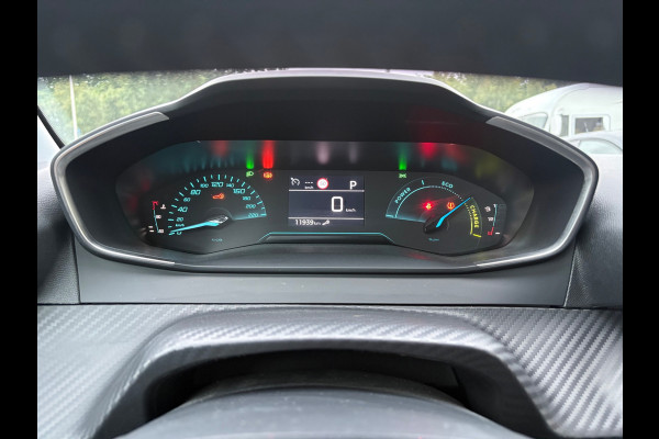 Peugeot 208 1.2 Hybrid 110 e-DCS6 Style Cruise|CarPlay|LED