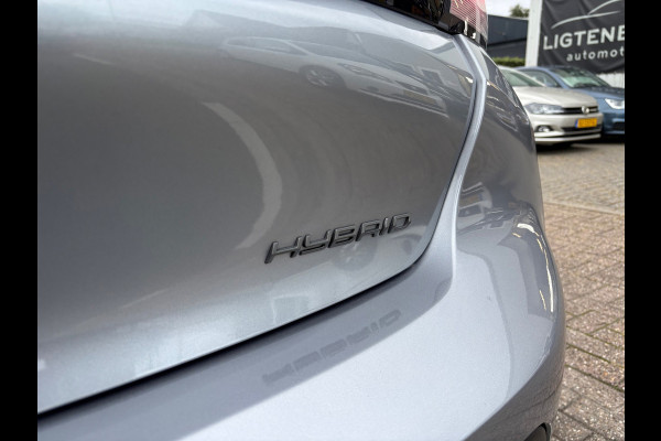 Peugeot 208 1.2 Hybrid 110 e-DCS6 Style Cruise|CarPlay|LED