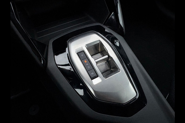 Peugeot 208 1.2 Hybrid 110 e-DCS6 Style Cruise|CarPlay|LED