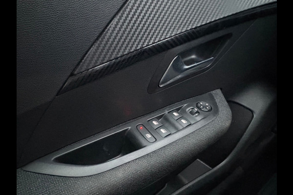 Peugeot 208 1.2 Hybrid 110 e-DCS6 Style Cruise|CarPlay|LED