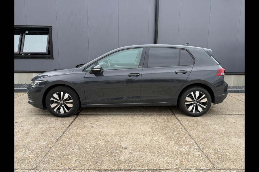 Volkswagen Golf 1.5 TSI MOVE Business