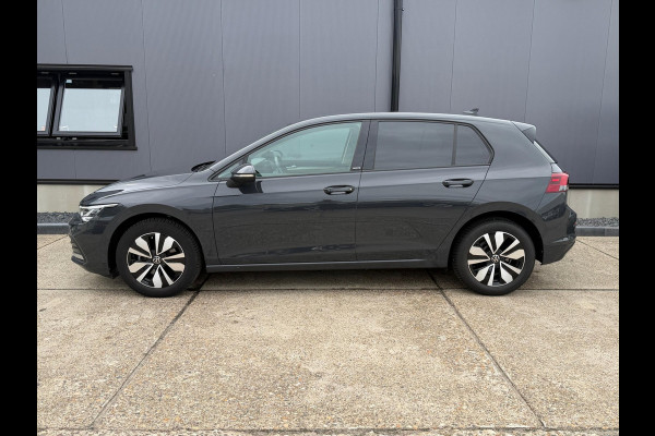 Volkswagen Golf 1.5 TSI MOVE Business