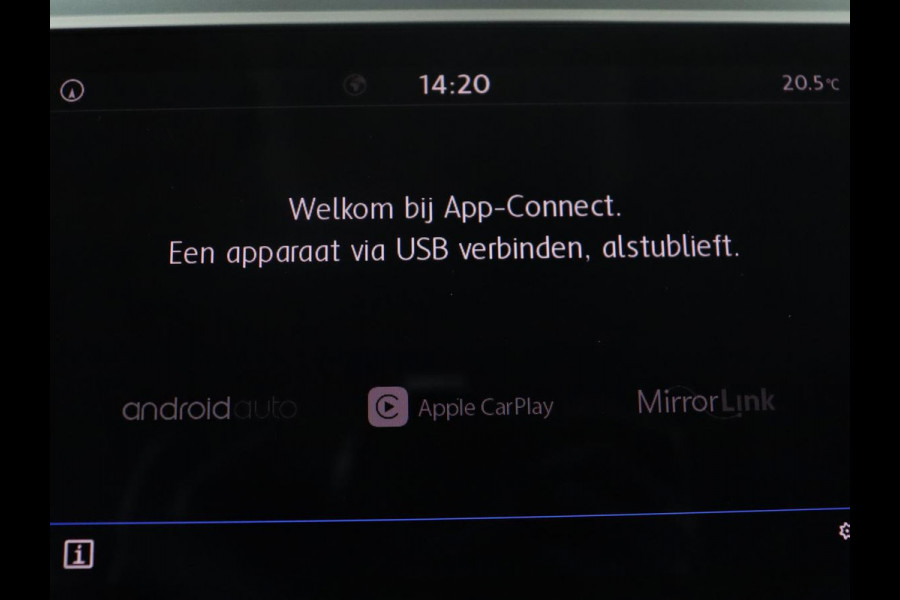 Volkswagen Passat Variant 1.4 TSI ACT Highline | Adaptive cruise | Stoelverwarming | Trekhaak | Camera | Park assist | Carplay | Climate control | Virtueel dashboard