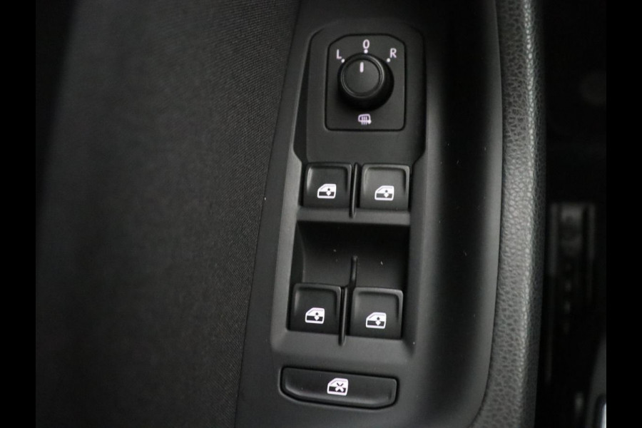 Volkswagen Passat Variant 1.4 TSI ACT Highline | Adaptive cruise | Stoelverwarming | Trekhaak | Camera | Park assist | Carplay | Climate control | Virtueel dashboard