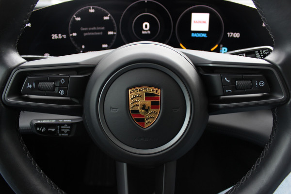 Porsche Taycan Cross Turismo 4S 93 kWh / SoH 93,1% / Panoramadak / 360Camera / Luchtvering / Matrix LED / 21'' / Sportdesign / Bose / Stoel+Stuurverwarming / Dodehoek / DAB / Cruise Control / Warmtepomp