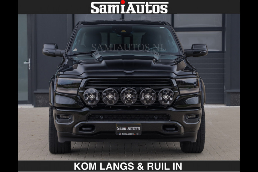 Dodge Ram BLACK OPS | 5.7 V8 HEMI | WIDEBODY HULK | OPEN UITLAAT KLEP | ZEER DIK | DUBBELE CABINE | DC | 5 PERSOONS | GRIJS KENETEKEN | EXTRA BREDE WIELEN IN HET BRONS | MEGA DIK | 3500KG TREKVERMOGEN |