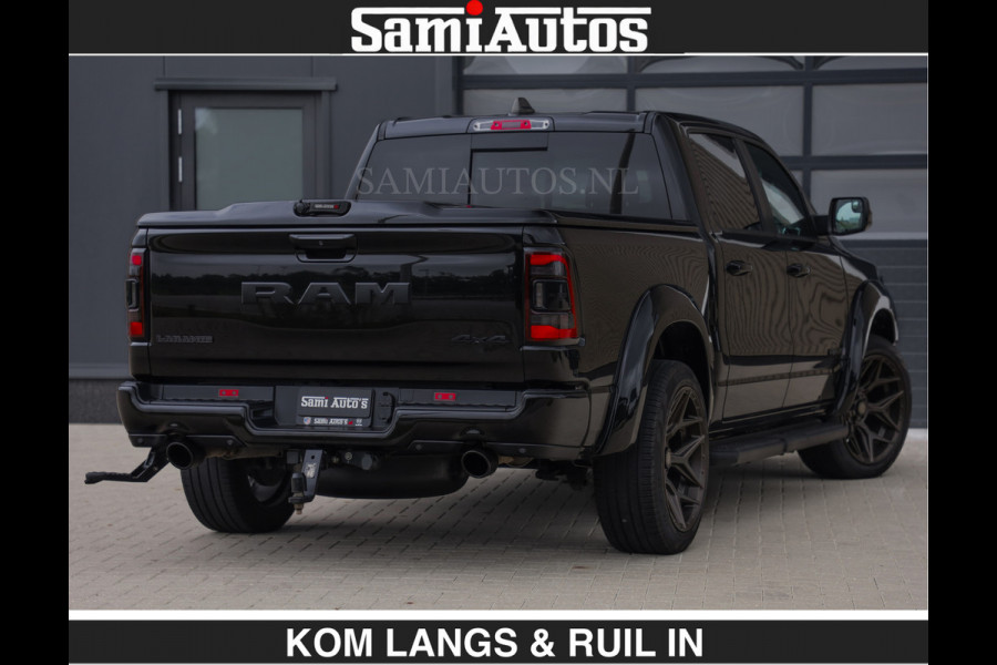 Dodge Ram BLACK OPS | 5.7 V8 HEMI | WIDEBODY HULK | OPEN UITLAAT KLEP | ZEER DIK | DUBBELE CABINE | DC | 5 PERSOONS | GRIJS KENETEKEN | EXTRA BREDE WIELEN IN HET BRONS | MEGA DIK | 3500KG TREKVERMOGEN |