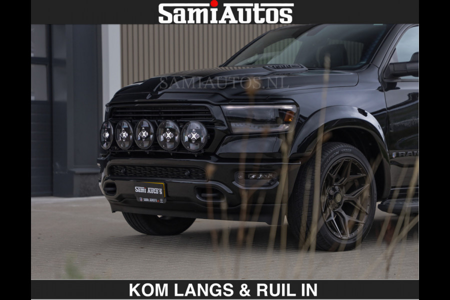 Dodge Ram BLACK OPS | 5.7 V8 HEMI | WIDEBODY HULK | OPEN UITLAAT KLEP | ZEER DIK | DUBBELE CABINE | DC | 5 PERSOONS | GRIJS KENETEKEN | EXTRA BREDE WIELEN IN HET BRONS | MEGA DIK | 3500KG TREKVERMOGEN |