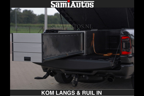 Dodge Ram BLACK OPS | 5.7 V8 HEMI | WIDEBODY HULK | OPEN UITLAAT KLEP | ZEER DIK | DUBBELE CABINE | DC | 5 PERSOONS | GRIJS KENETEKEN | EXTRA BREDE WIELEN IN HET BRONS | MEGA DIK | 3500KG TREKVERMOGEN |