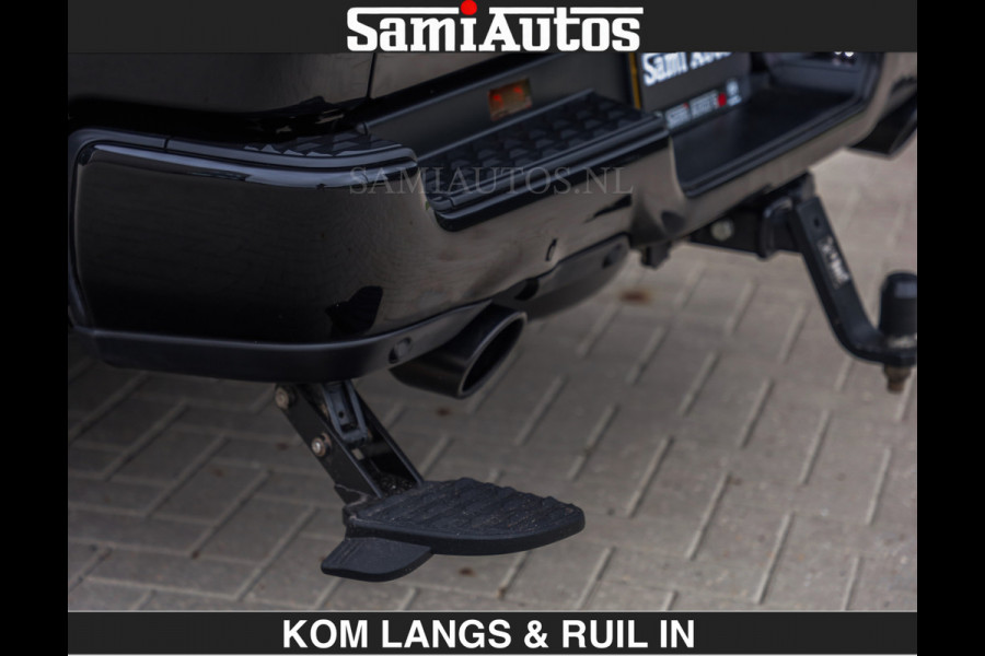 Dodge Ram BLACK OPS | 5.7 V8 HEMI | WIDEBODY HULK | OPEN UITLAAT KLEP | ZEER DIK | DUBBELE CABINE | DC | 5 PERSOONS | GRIJS KENETEKEN | EXTRA BREDE WIELEN IN HET BRONS | MEGA DIK | 3500KG TREKVERMOGEN |