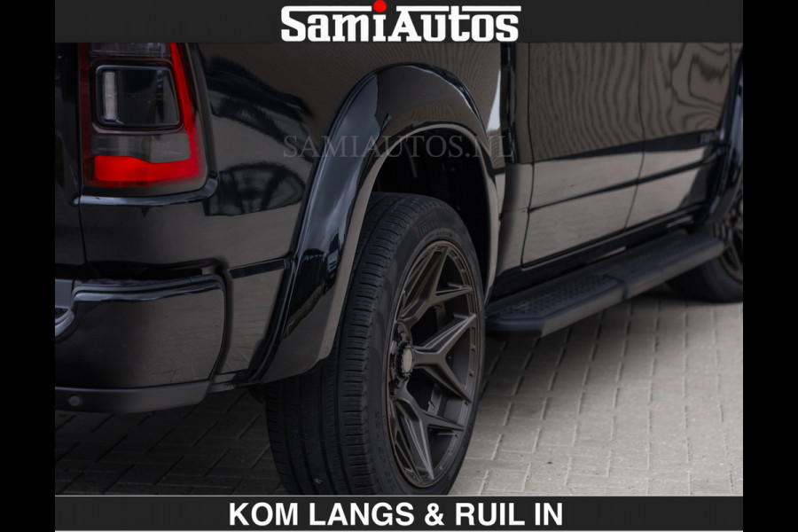 Dodge Ram BLACK OPS | 5.7 V8 HEMI | WIDEBODY HULK | OPEN UITLAAT KLEP | ZEER DIK | DUBBELE CABINE | DC | 5 PERSOONS | GRIJS KENETEKEN | EXTRA BREDE WIELEN IN HET BRONS | MEGA DIK | 3500KG TREKVERMOGEN |