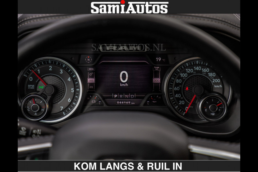 Dodge Ram BLACK OPS | 5.7 V8 HEMI | WIDEBODY HULK | OPEN UITLAAT KLEP | ZEER DIK | DUBBELE CABINE | DC | 5 PERSOONS | GRIJS KENETEKEN | EXTRA BREDE WIELEN IN HET BRONS | MEGA DIK | 3500KG TREKVERMOGEN |
